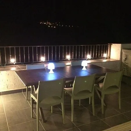 Maison De Caractère, Terrasse Tropézienne, Jacuzzi, Vue Imprenable Hébergement de vacances